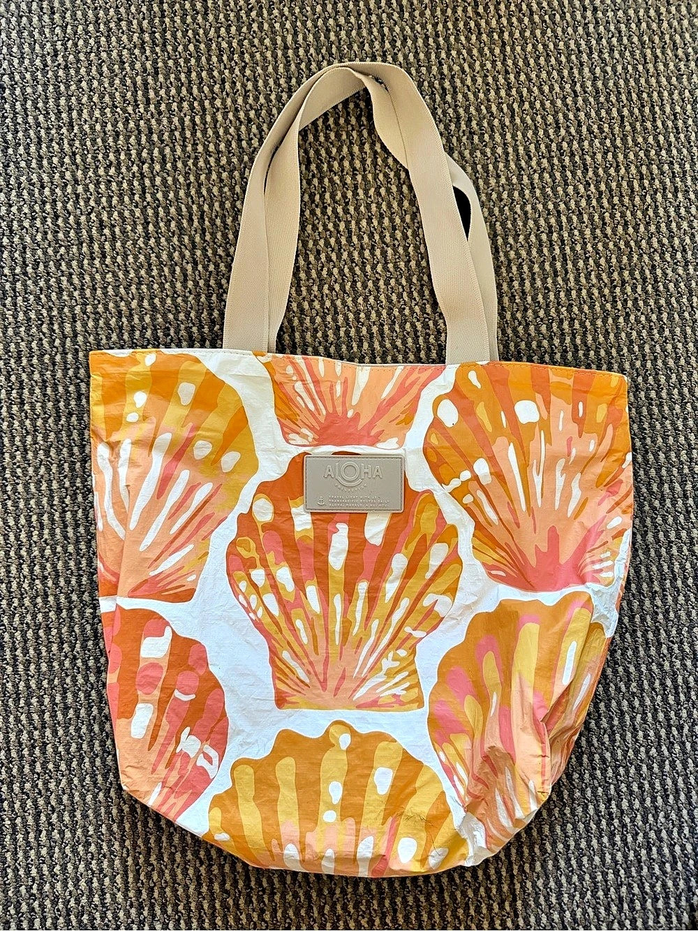 ALOHA Collection Limited Edition Sunrise Shells Day Tripper